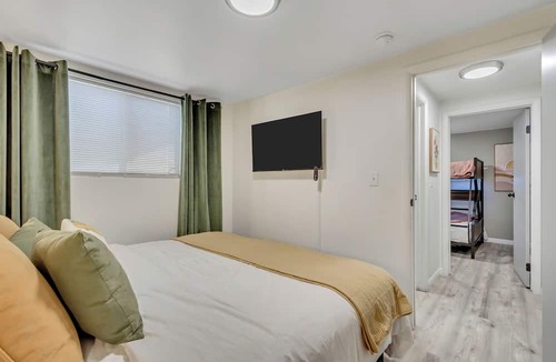 Downtown Salt Lake City Apartment | Cozy 2BR/1BA Downtown SLC stay with fast Wi-Fi & great location