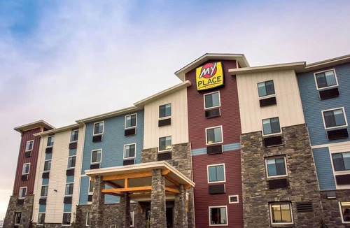 Meridian Hotel | Pet-Friendly Room w/Full Kitchen, Access Meridian's Attractions