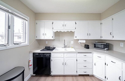 Rexburg House | Spacious family-friendly 3-bedroom townhome in heart of Rexburg