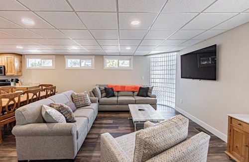 Pocatello Apartment | Pocatello: 2 bed 2 bath with hottub