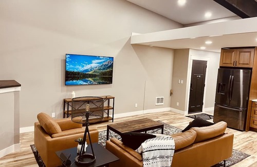 Ucon Apartment | The Brick Loft Apt#5