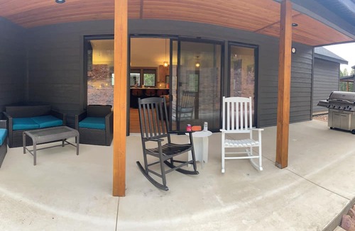 Seeley Lake House | Spacious Seeley Lake luxury home 4-BDR, 4 bath. Snowmobiler/Adventurer paradise