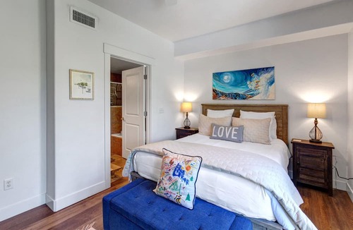 Bear Hollow Village Condo | Moose Mgmt-Bear Hollow 3303: Pool-Hot Tub-Grill-AC-Parking