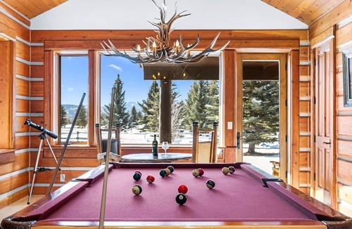 Wilson House | RMR: Lazy Bear Lodge in Wilson, WY