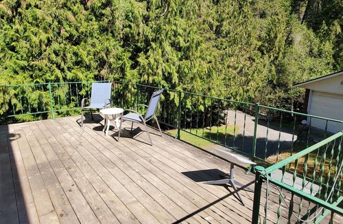 Mead House | Charming 1-bedroom country house with WiFi, AC in serene Mead