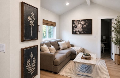 Billings Apartment | Cozy Cottage Near Hospital