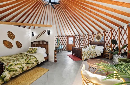 Lava Hot Springs Apartment | 7 mins from Lava Hot Springs-Polynesia Themed Yurt