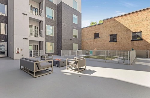 Rio Grande Apartment | DT SLC | King Bed | Gym | Parking | Walk Score 90