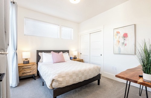 Veterans Park Condo | Downtown Boise, BSU, Adventures!
