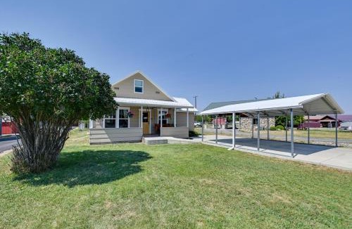 Absarokee House | Historic 1915 Montana Home Near Stillwater River