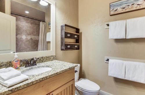 Sweetwater House | Private Beach Access! Luxe 7BR Bear Lake Cabin