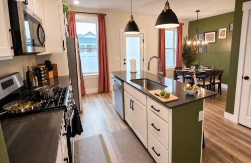 Billings House | Quiet, Near Parks, 9 min Walk to Yellowstone River