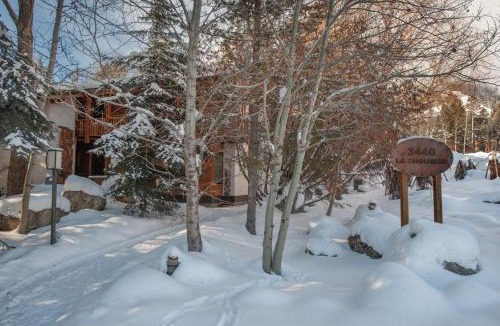 Teton Village Apartment | RMR: La Choumine 6 Condo in Teton Village Steps from the Mountain