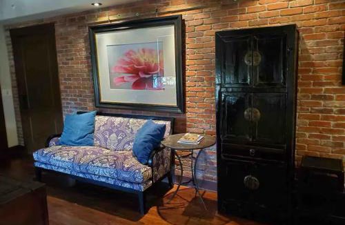 Heart of Missoula Apartment | The Wilma Lookout 7-2 River Views Downtown