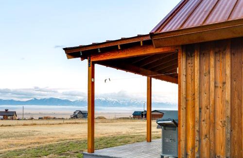 Shining Mountains House | Ennis Home: Try the Yellowstone Lifestyle!