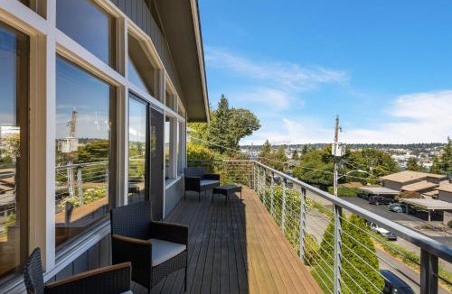 North Queen Anne House | Queen Anne Ship Canal View, 15 Min to World Cup