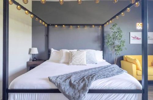 Boise Apartment | Iconic Nike Studio & Romantic Canopy Glow