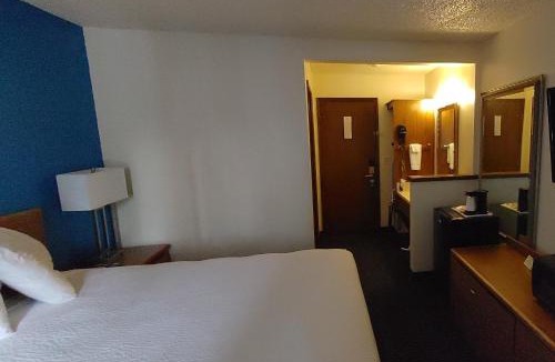 Pocatello Hotel | Days Inn by Wyndham Pocatello University Area