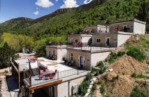 Lava Hot Springs Apartment | Lava Hot Springs Studio 4-Min Walk to Pools!