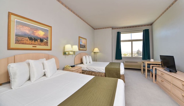 Econo Lodge Inn & Suites Jackpot near Casino