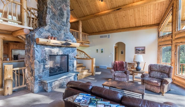 Pineview Lodge