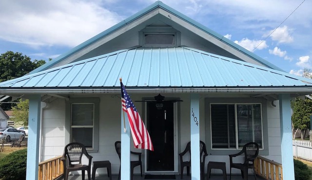 2 Bedroom House Rental