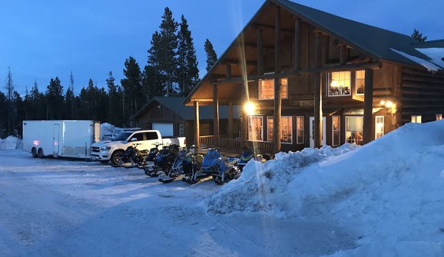Family Adventures on Union Pass - Cracked Noggin Lodge