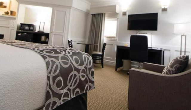 University Inn