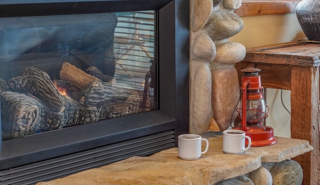 The Fields - 110 is a Cozy Mountain Condo With Access to Everything - Community Hot Tub