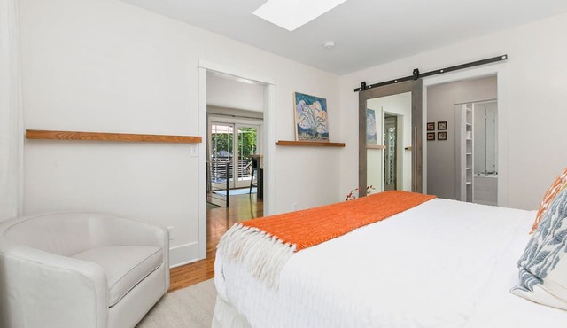 Maple Courtyard - Old Town w/King Suite & Piano in Fort Collins