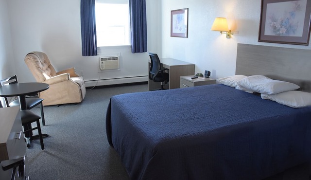 Yellowstone River Inn