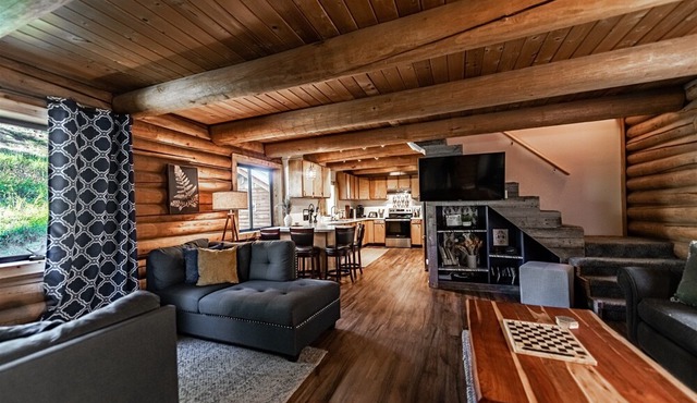 Handmade Scandinavian Mountain House Fire-Sauna in Superior