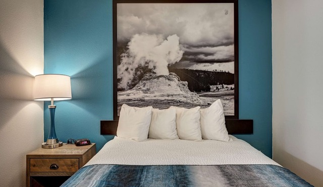 Super 8 by Wyndham Gardiner/Yellowstone Park Area