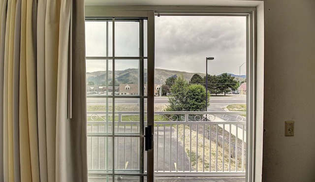 Days Inn by Wyndham Lolo/Missoula Area