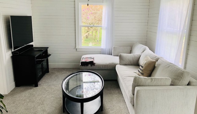 Early 1900s Countryside Farm Stay