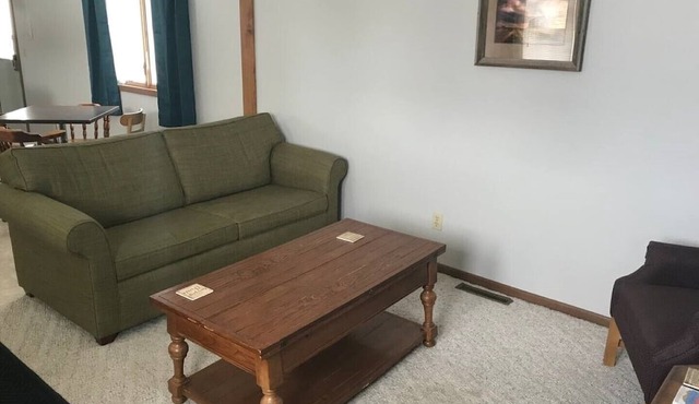 Elisha's Place ~ Close to I-94 in New Salem