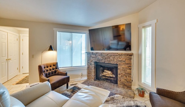 Private Boise Couple's Retreat: WFH Friendly!