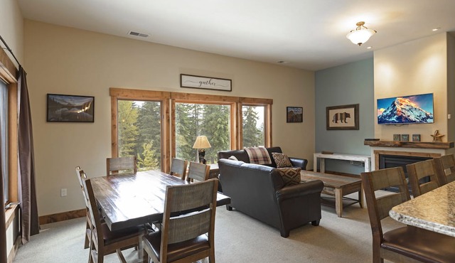 Pines 4 bedroom condo just steps to slope! AC for those hot summer days/underground parking
