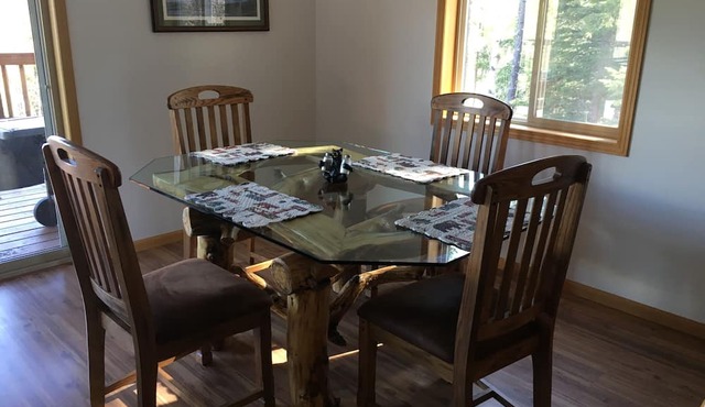 Beautiful Mountain Home with Great Views. Near E. Glacier. See Drone Video