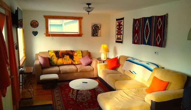 Relax in "Big Sky" Style just 3 blocks from the Symes Mineral Soaks!