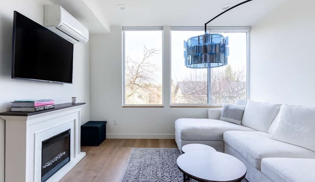 Elegant 1BR Retreat: Columbia City, Seattle