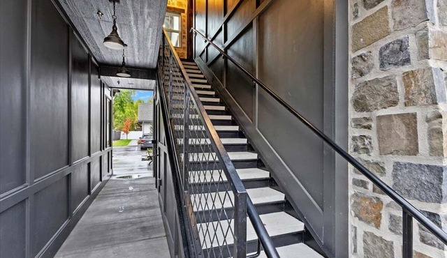 The Nest Room | Midway Main Shops | Park City Ski in Midway
