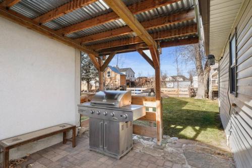 Family-Friendly 4BR Provo Home Near Provo Airport