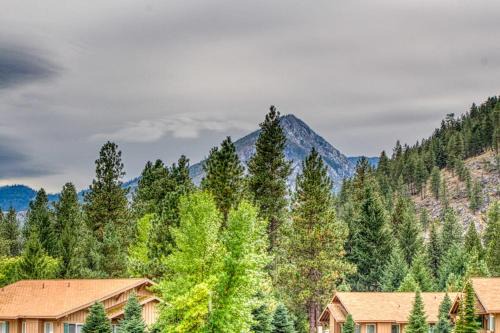 Icicle Village Resort 508: Alpine Aurora in Leavenworth