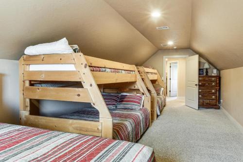 Private Beach Access! Luxe 7BR Bear Lake Cabin