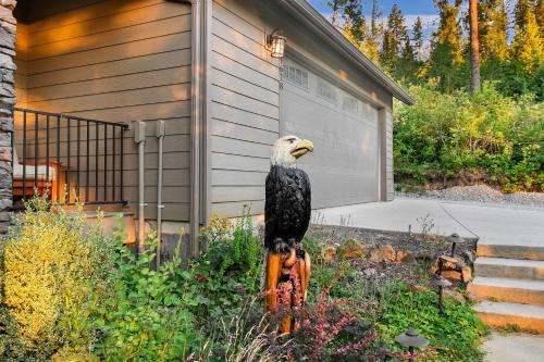 Eagles Nest River View Dome Hot Tub & Swim Pond in Coeur d'Alene