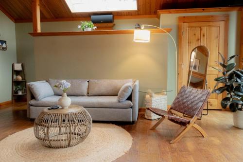 Rainier View Lodge - Seattle & Mountain Escape 2BR