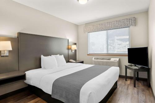 Best Western Sawtooth Inn and Suites