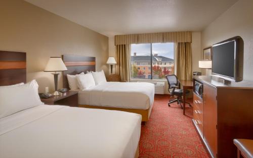 Holiday Inn Express & Suites Orem-North Provo